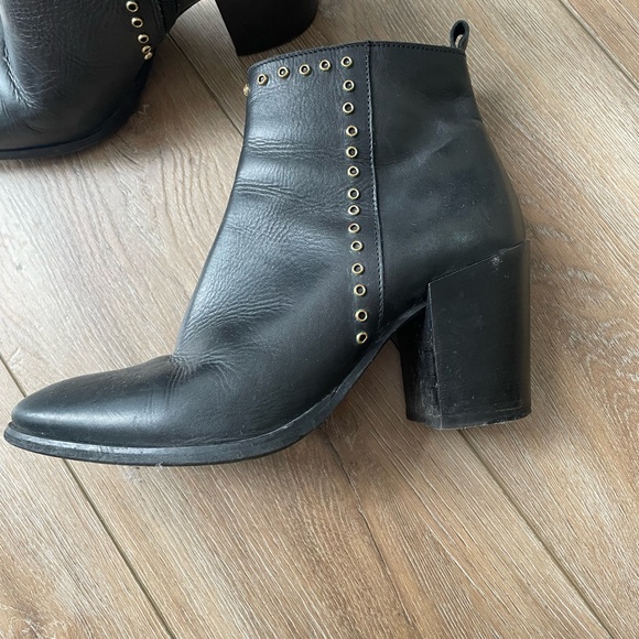 Black leather booties, size IT8/US 8 - Picture 4 of 6